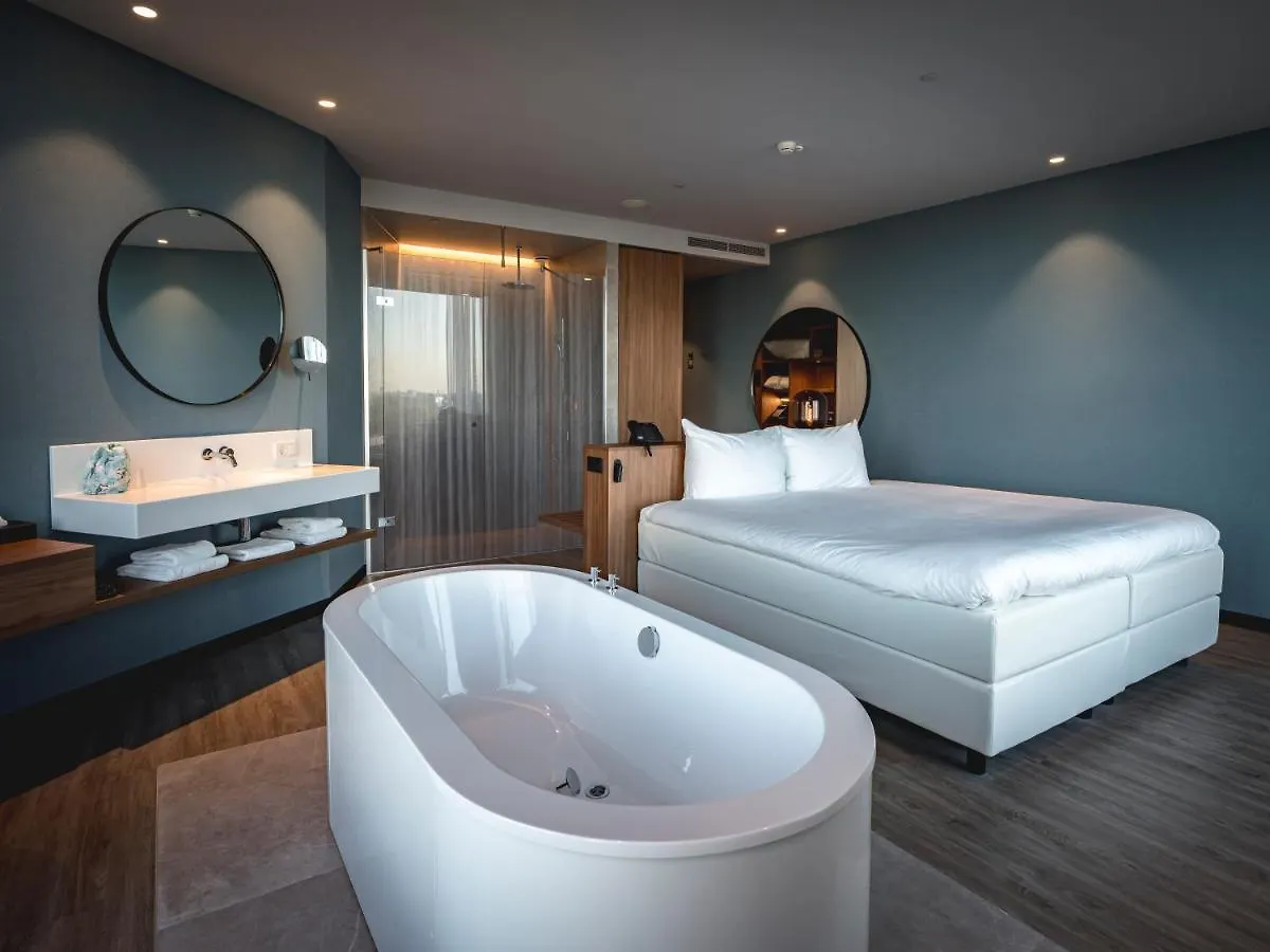 Van der Valk Hotel Amsterdam Zuidas -Rai 4*,  Niederlande