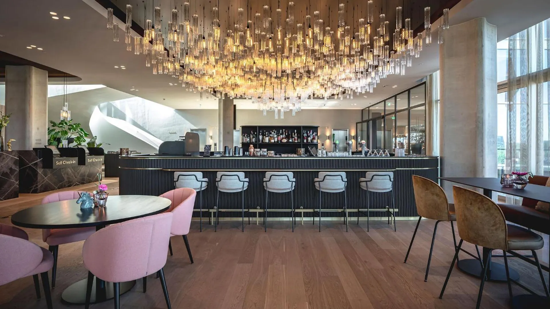 Van der Valk Hotel Amsterdam Zuidas -Rai 4*,  Niederlande