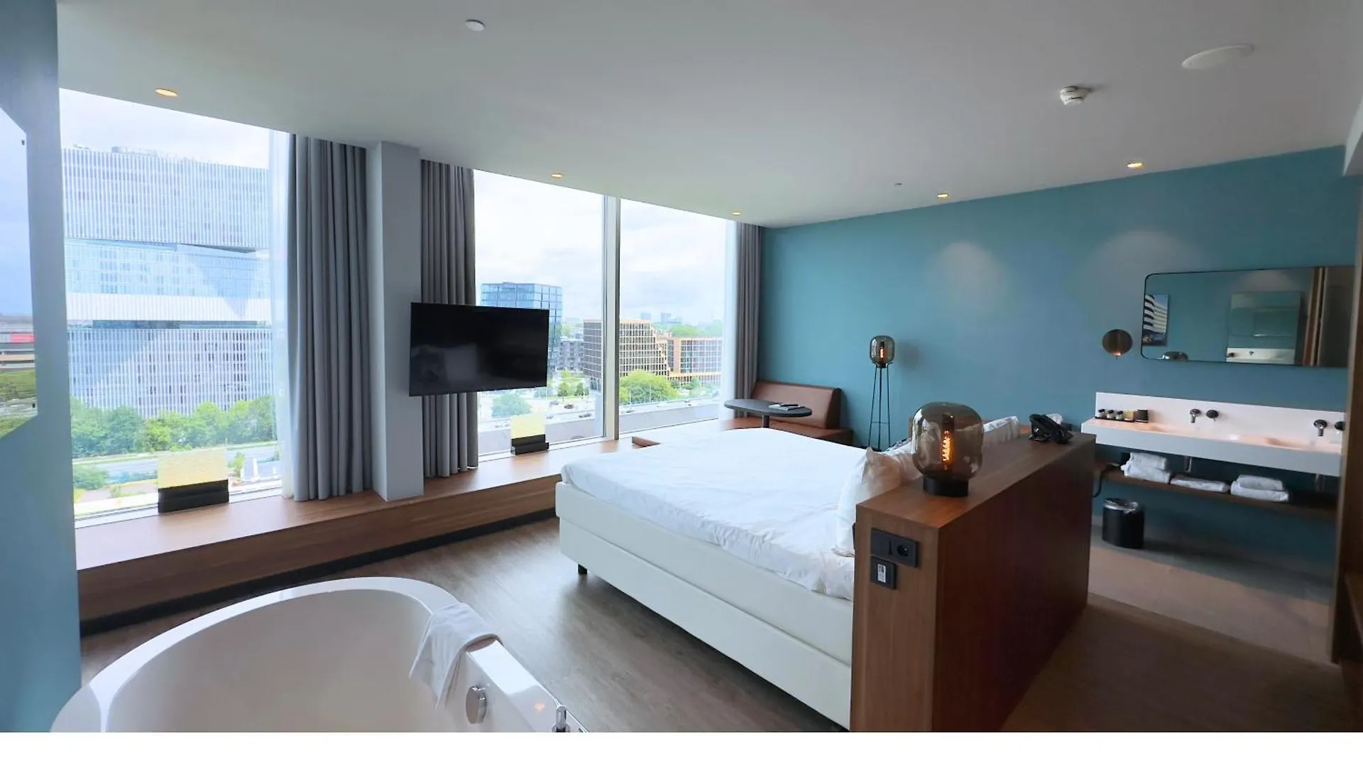 Van der Valk Hotel Amsterdam Zuidas -Rai Niederlande